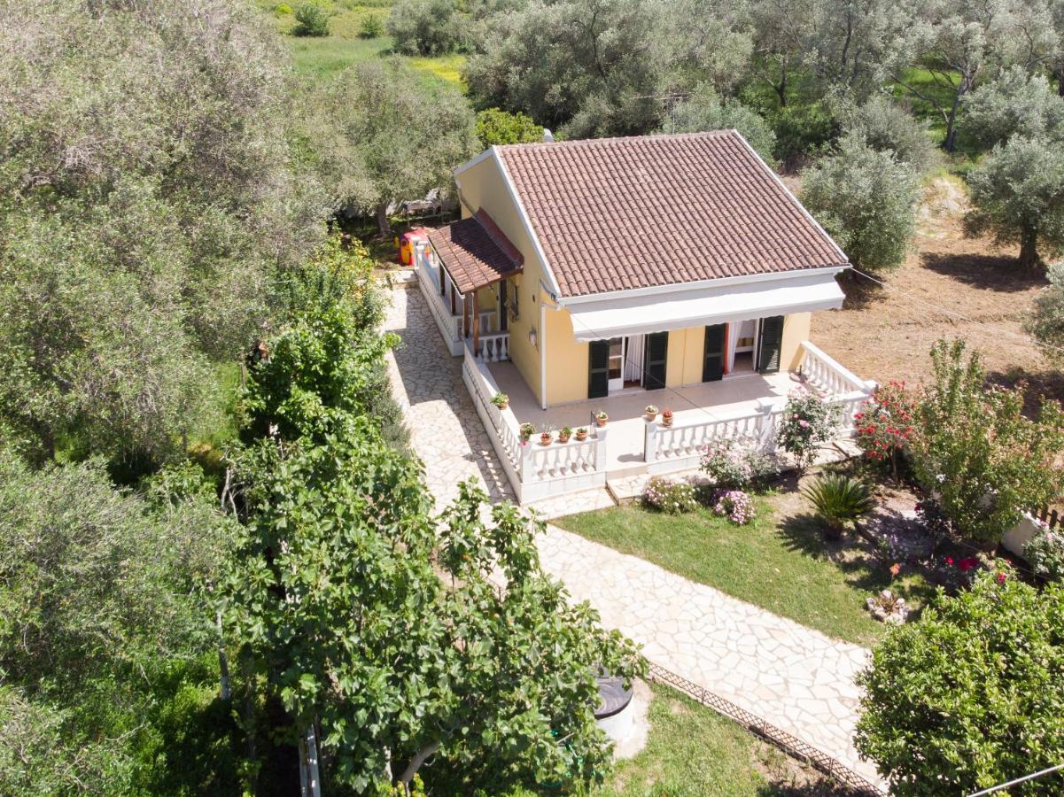 Karia Holiday Home Lefkimi Extérieur photo