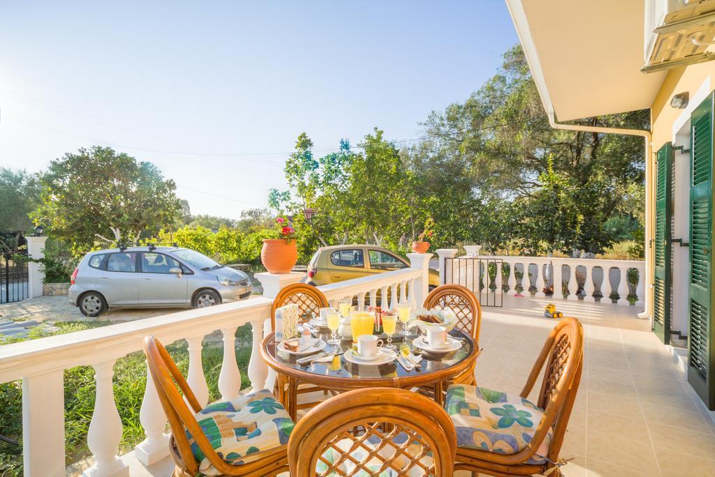 Karia Holiday Home Lefkimi Extérieur photo
