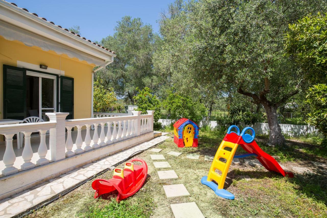 Karia Holiday Home Lefkimi Extérieur photo