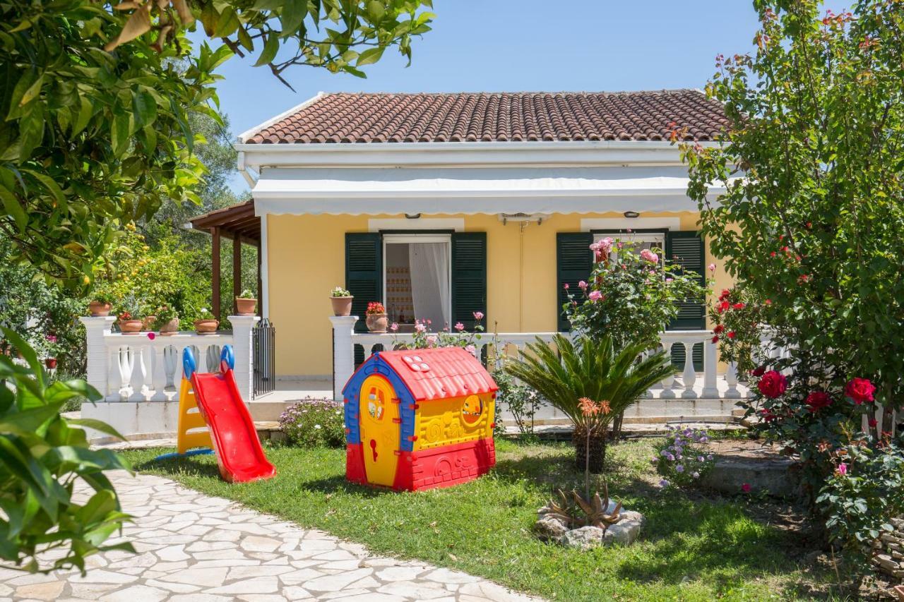 Karia Holiday Home Lefkimi Extérieur photo